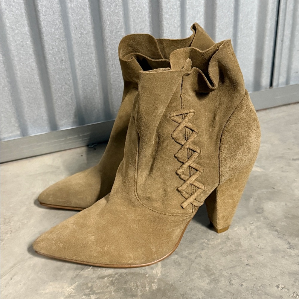 Zara Heel Boots Women size 9 Tan Camel Suede Leather Pointed Bohemian Booties